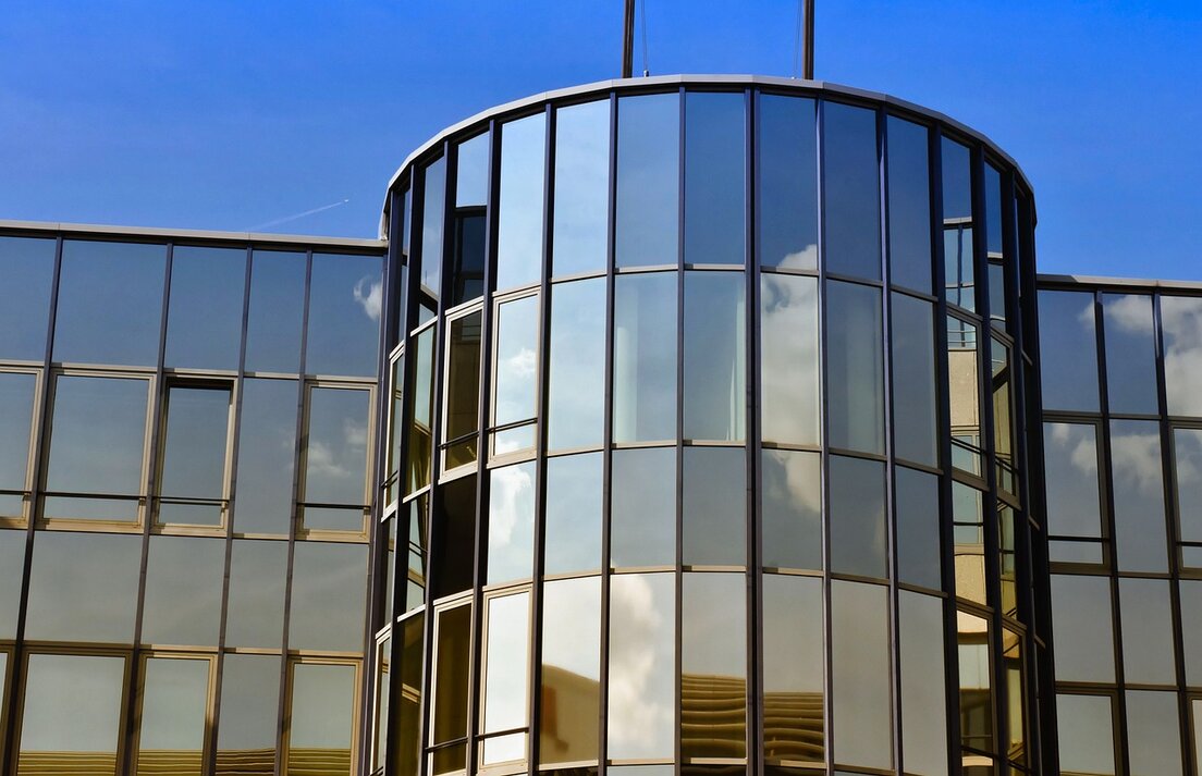 Gewerbeobjekt mit Entsorgungsbereich